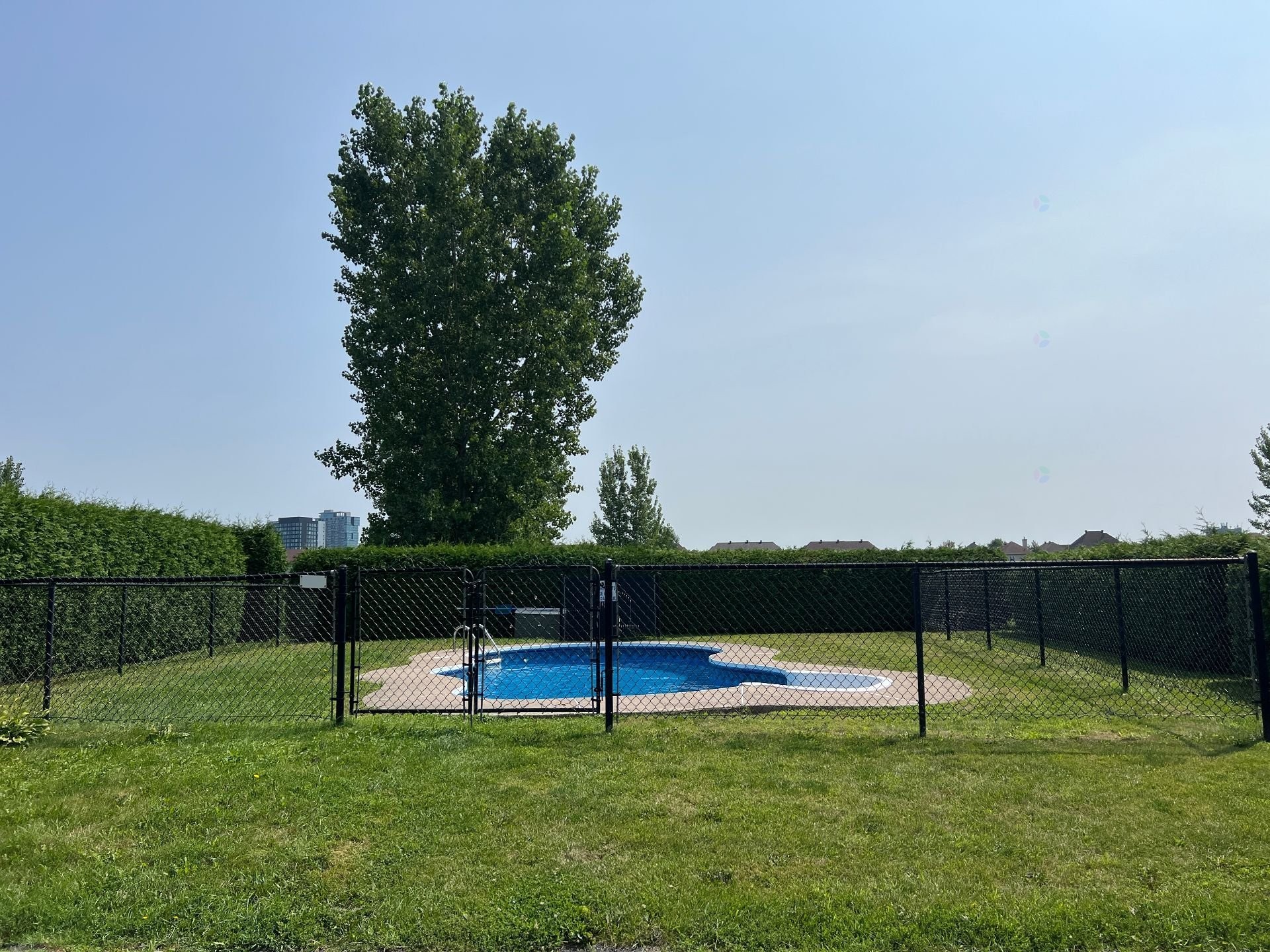 









7655


Rue Lautrec

, 5,
Brossard,




QC
J4Y3H5

