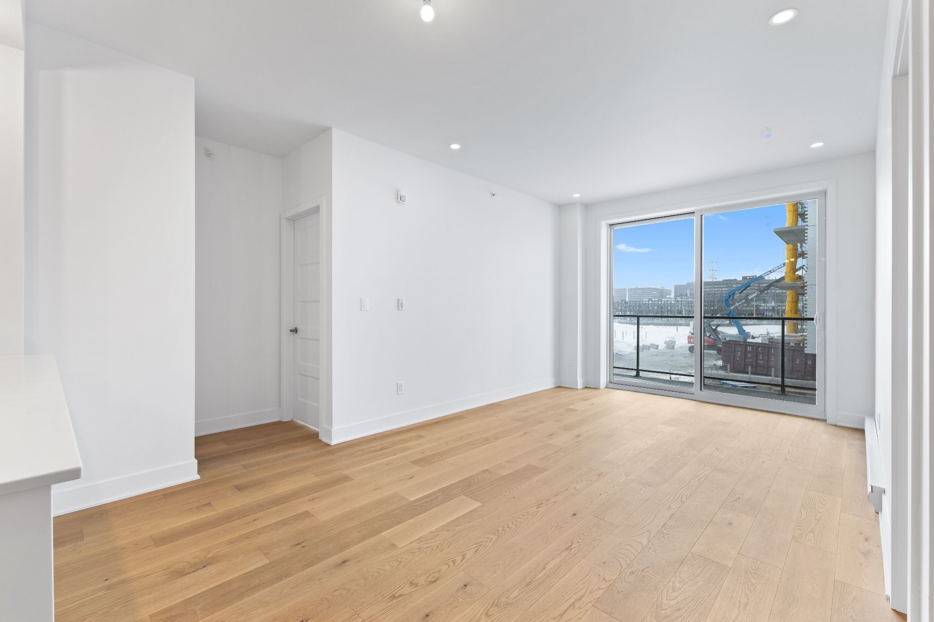 









10130


Rue Lauraine-Vaillancourt

, 205,
Montréal (Ahuntsic-Cartierville),




QC
H3L0B3

