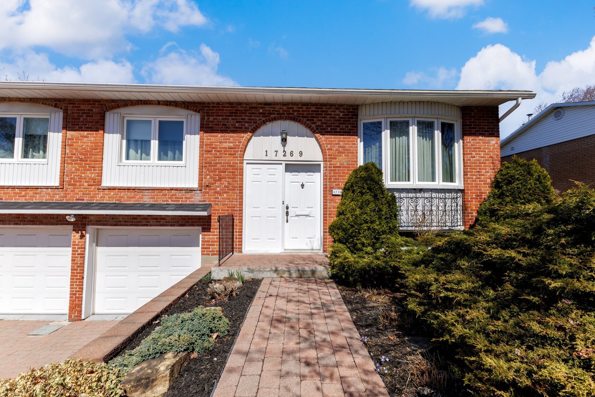 









17269


Boul. Brunswick

,
Kirkland,




QC
H9J1L2

