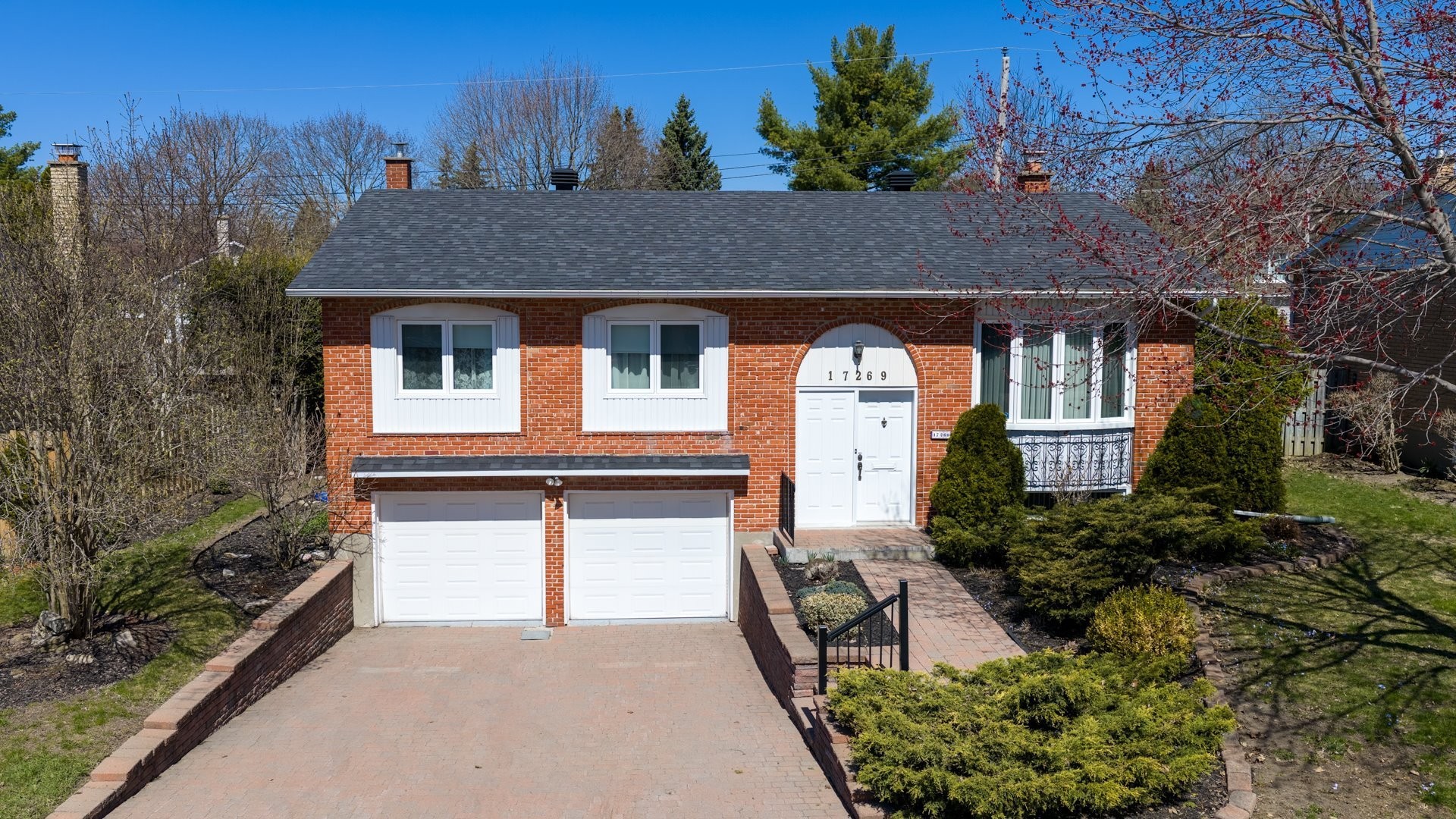 









17269


Boul. Brunswick

,
Kirkland,




QC
H9J1L2

