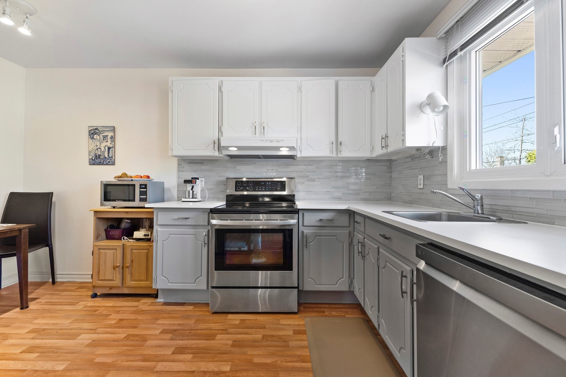 









17269


Boul. Brunswick

,
Kirkland,




QC
H9J1L2

