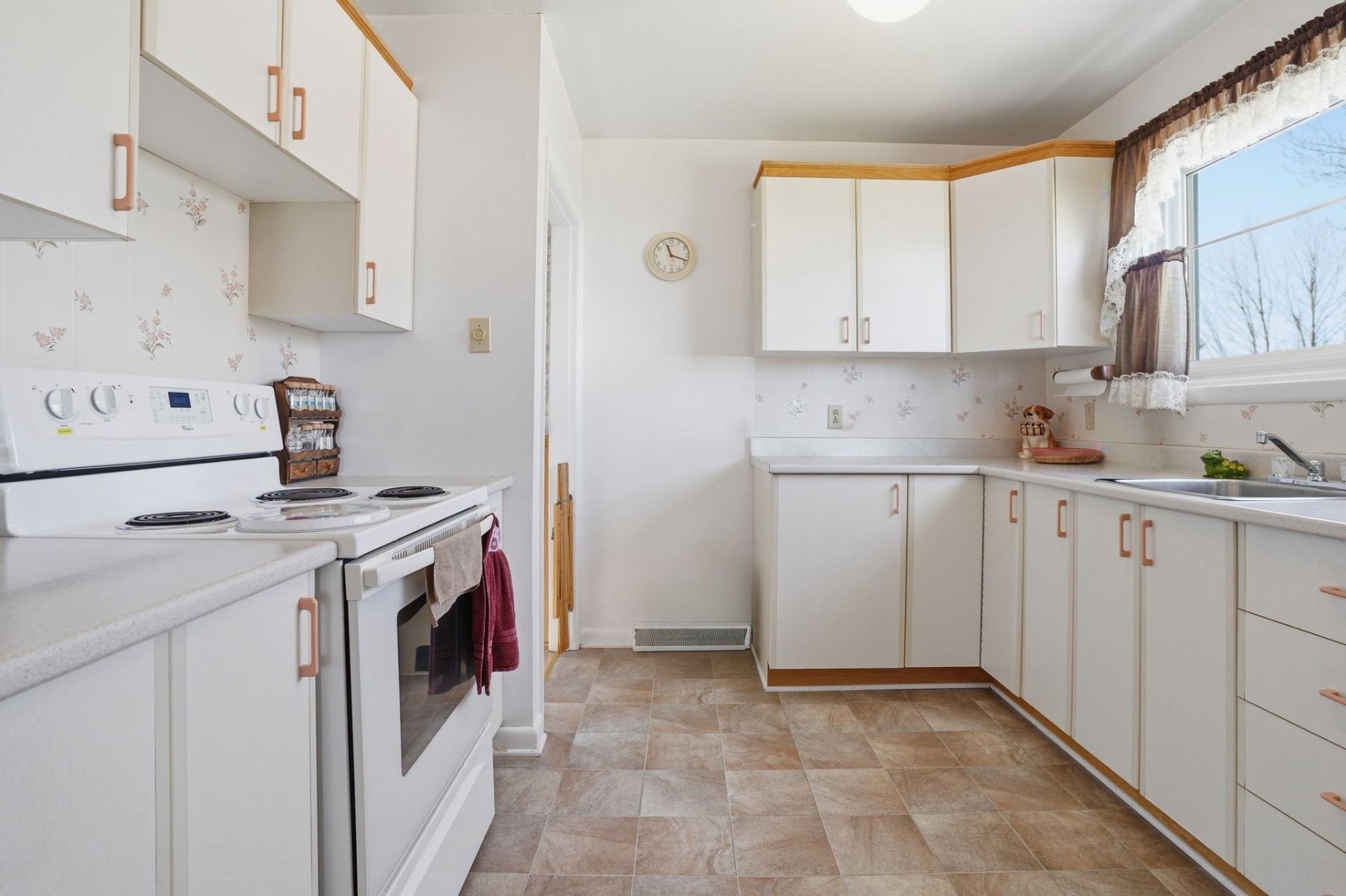 









308


Rue Royal-Brassard

,
Gatineau (Gatineau),




QC
J8P5S9

