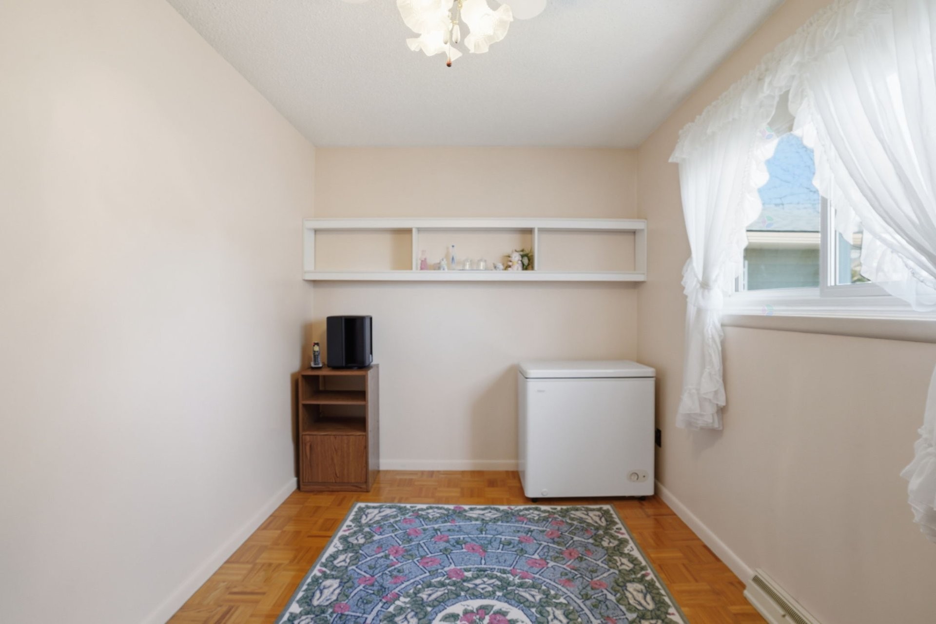 









308


Rue Royal-Brassard

,
Gatineau (Gatineau),




QC
J8P5S9

