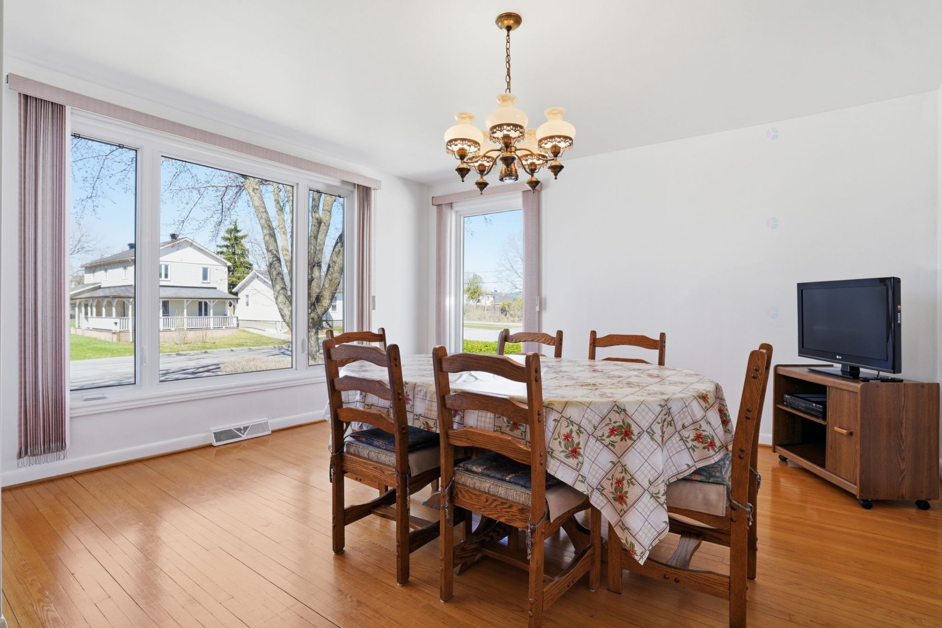 









308


Rue Royal-Brassard

,
Gatineau (Gatineau),




QC
J8P5S9

