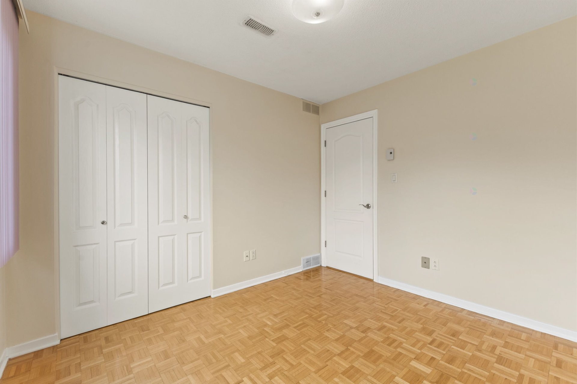 









28


Rue de Port-Royal

,
Gatineau (Aylmer),




QC
J9J1C8

