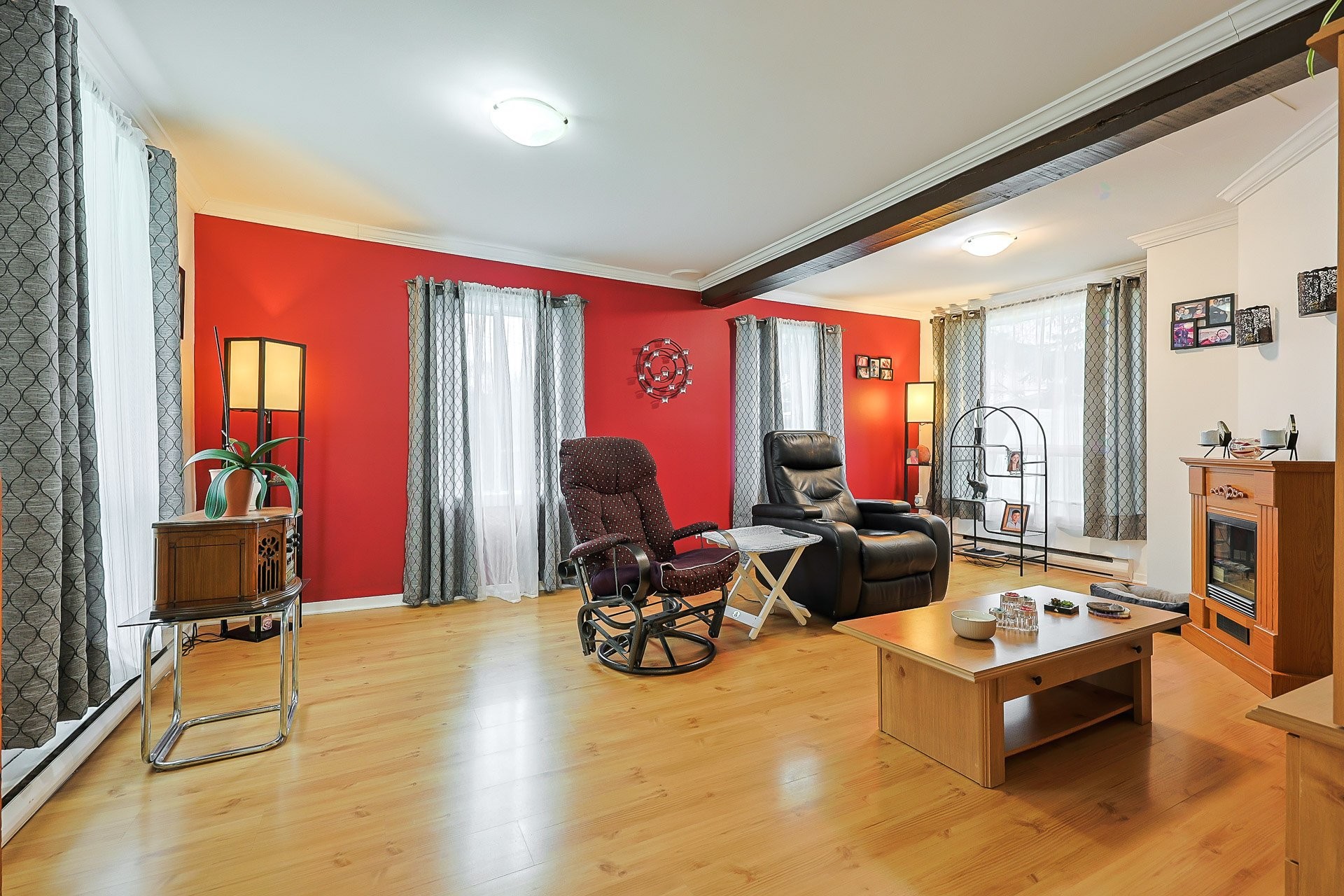 









183


Rue St-Julien

,
Papineauville,




QC
J0V1R0

