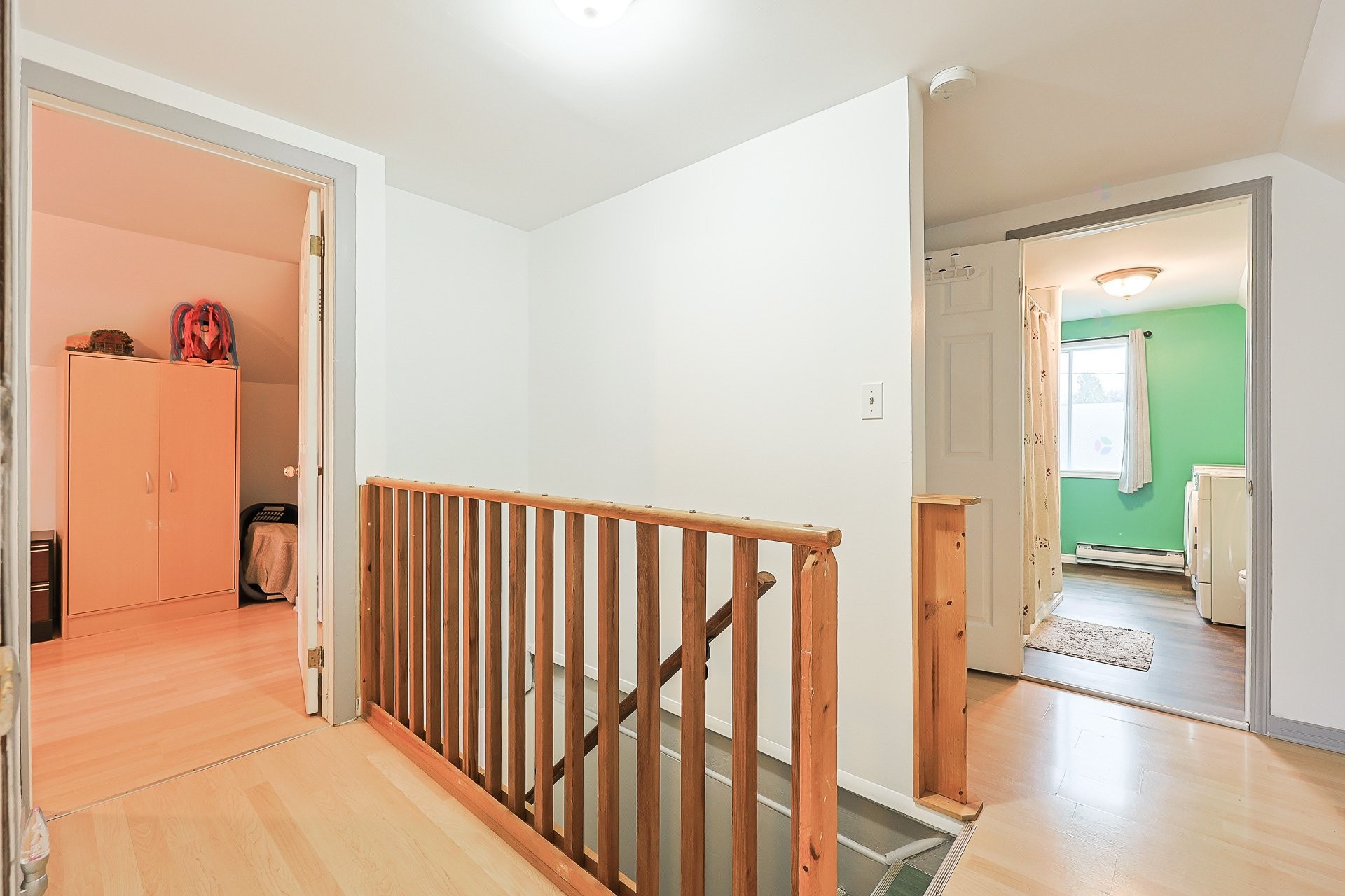 









183


Rue St-Julien

,
Papineauville,




QC
J0V1R0

