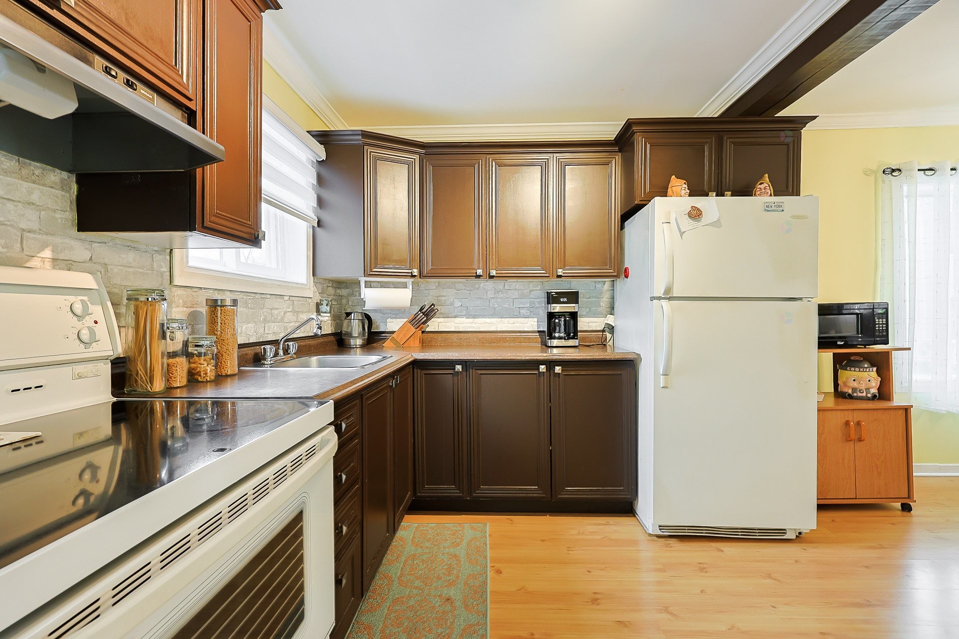 









183


Rue St-Julien

,
Papineauville,




QC
J0V1R0

