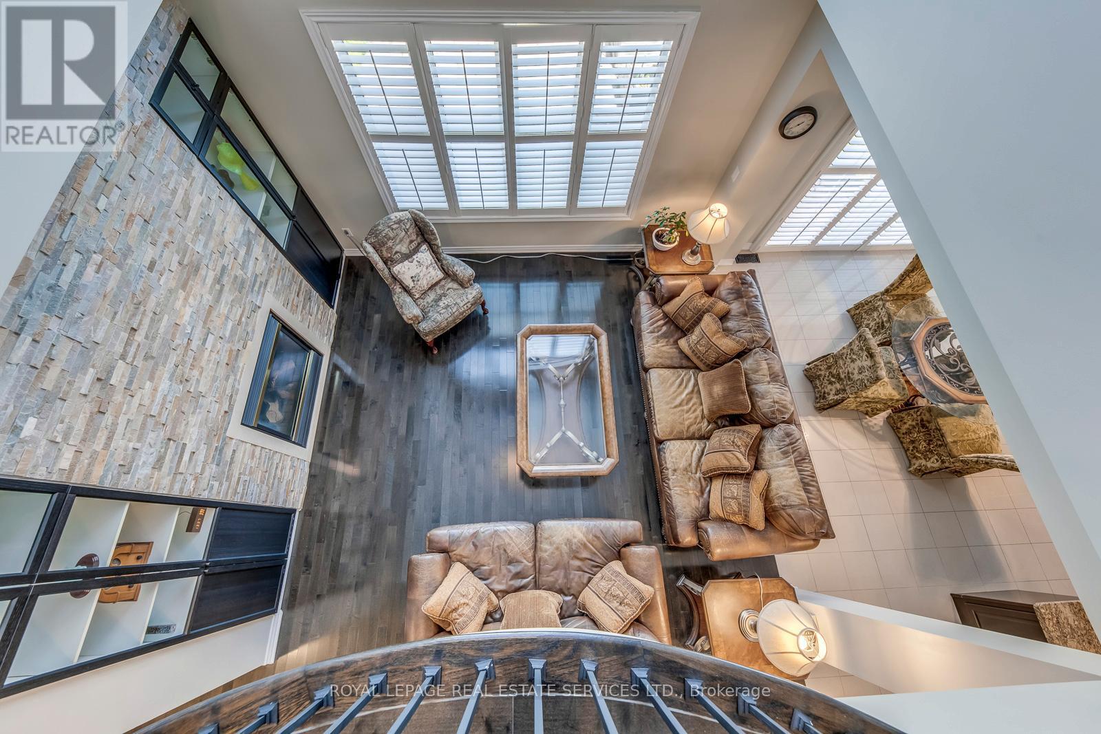 












431 BURLOAK DRIVE

,
Oakville,




Ontario
L6L6W8

