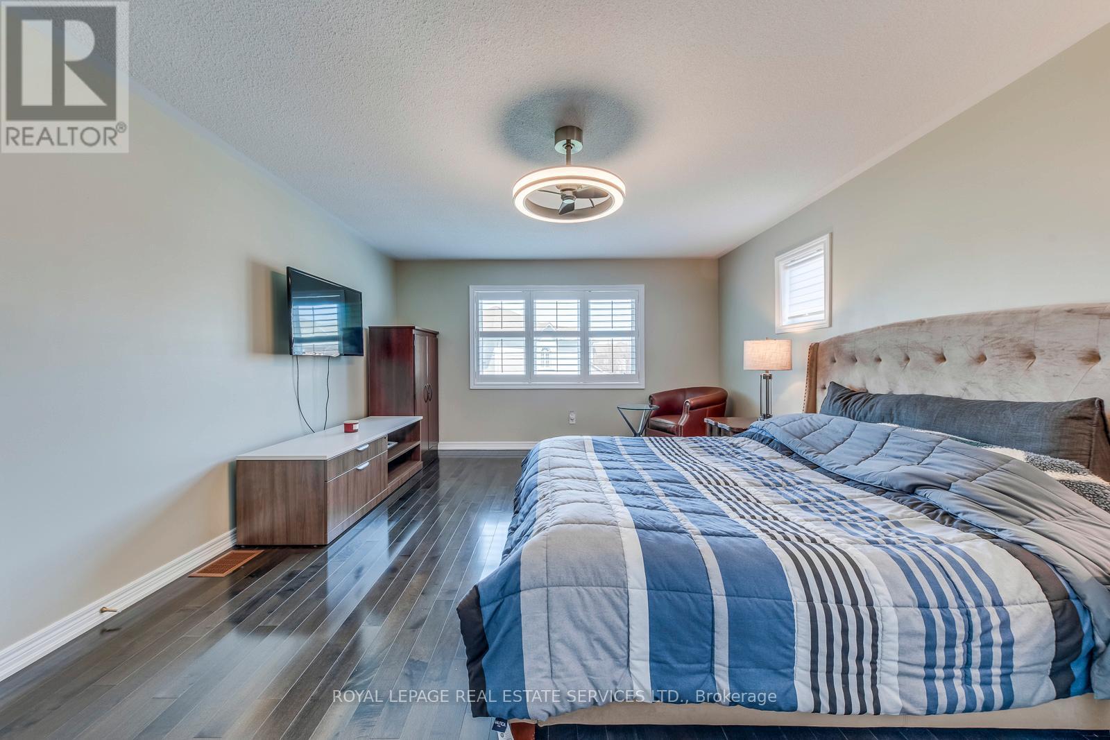 












431 BURLOAK DRIVE

,
Oakville,




Ontario
L6L6W8

