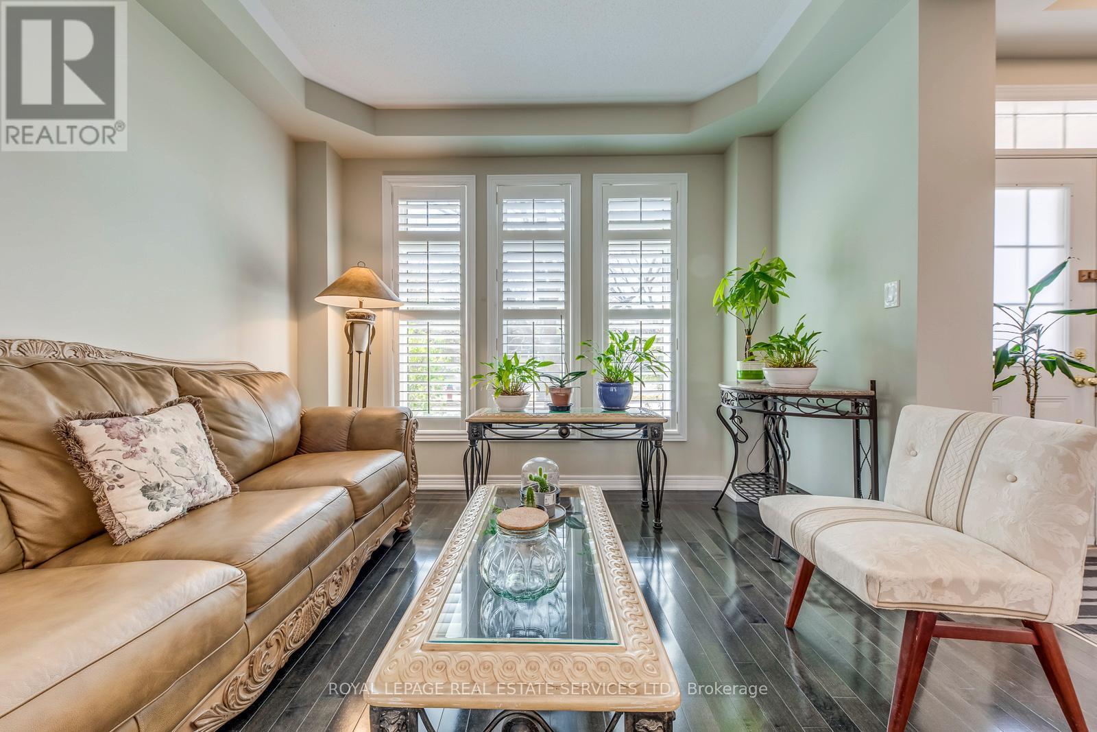 












431 BURLOAK DRIVE

,
Oakville,




Ontario
L6L6W8

