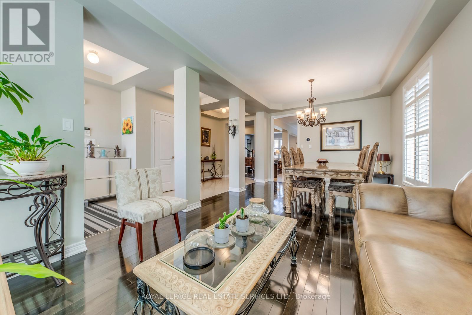 












431 BURLOAK DRIVE

,
Oakville,




Ontario
L6L6W8

