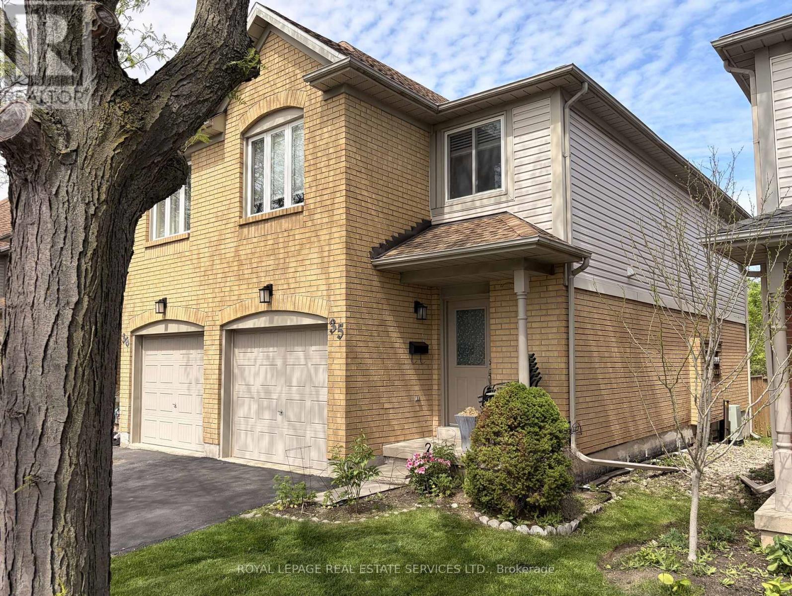 












35 - 2920 HEADON FOREST DRIVE

,
Burlington,




Ontario
L7M4H1

