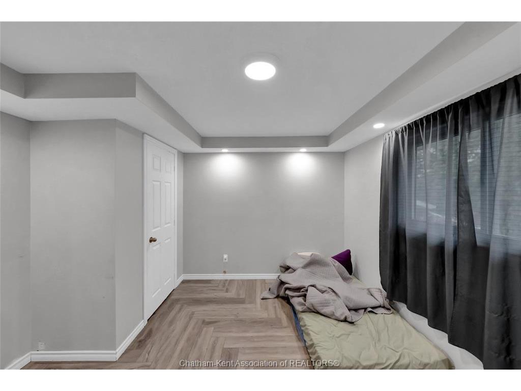 









74


CHESTNUT

Drive,
Chatham,




ON
N7M 4Z1

