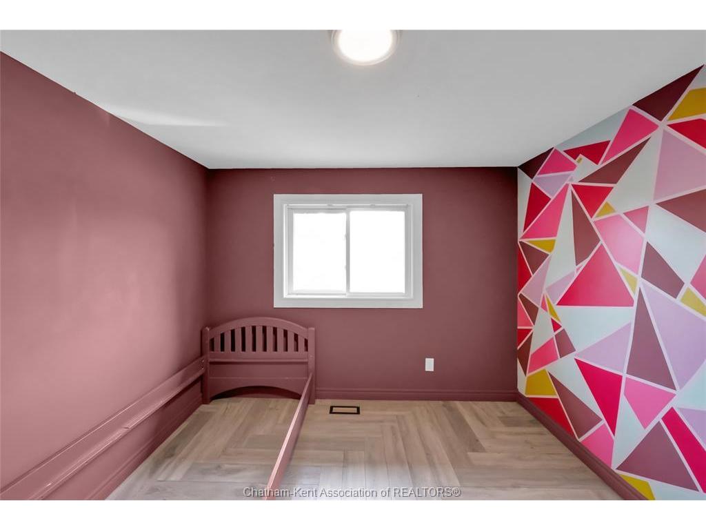 









74


CHESTNUT

Drive,
Chatham,




ON
N7M 4Z1

