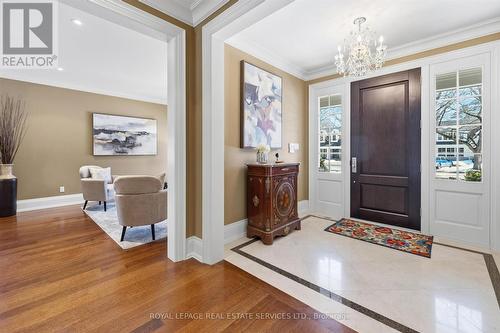 Crafted by Renowned Architect Gren Weis!