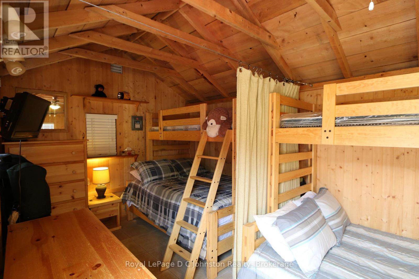 












337 BRUCE ROAD #13

,
First Nations,




Ontario
N0H2L0

