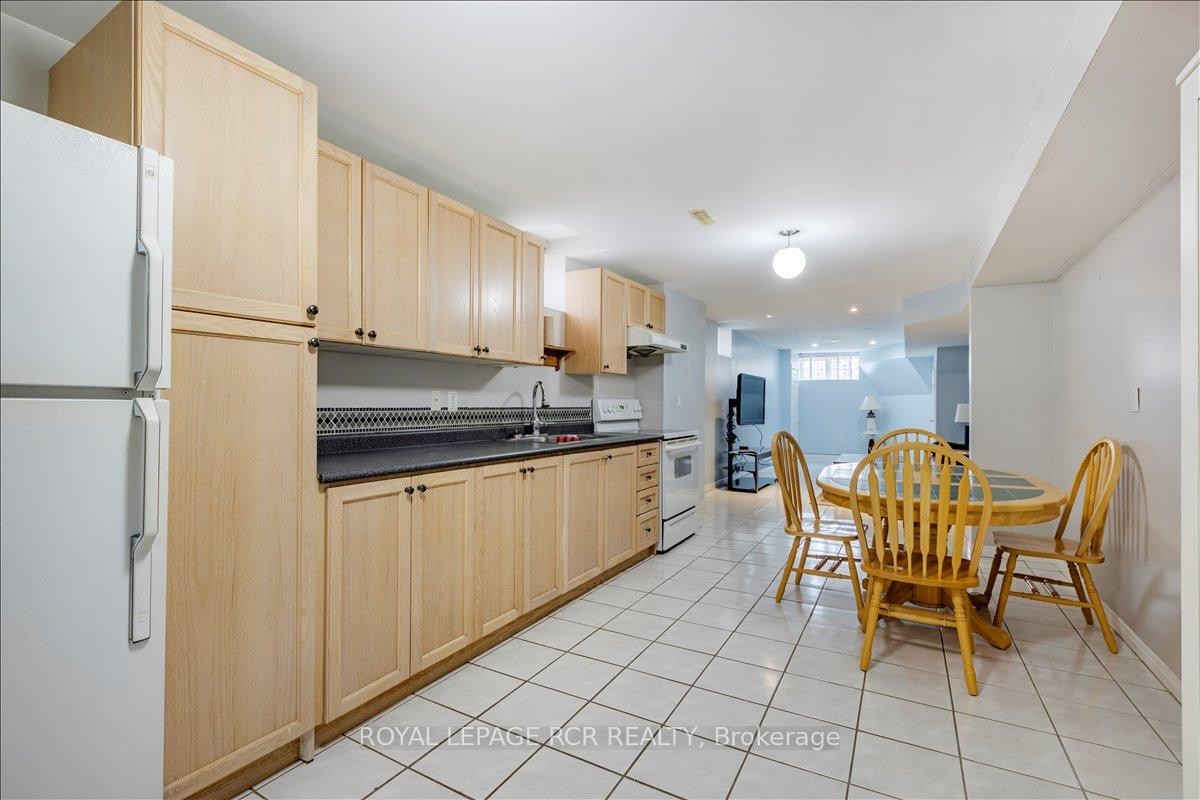 









293


Van Kirk

Drive,
Brampton,




ON
L7A 1M3

