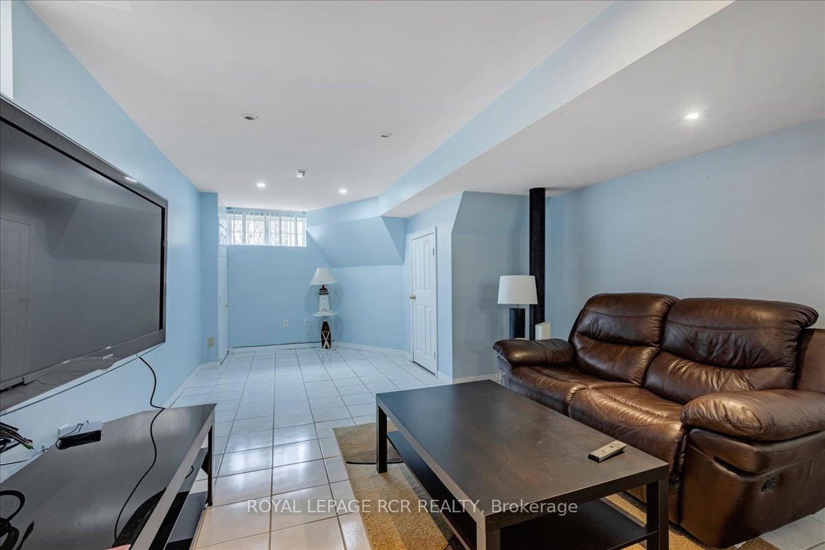









293


Van Kirk

Drive,
Brampton,




ON
L7A 1M3

