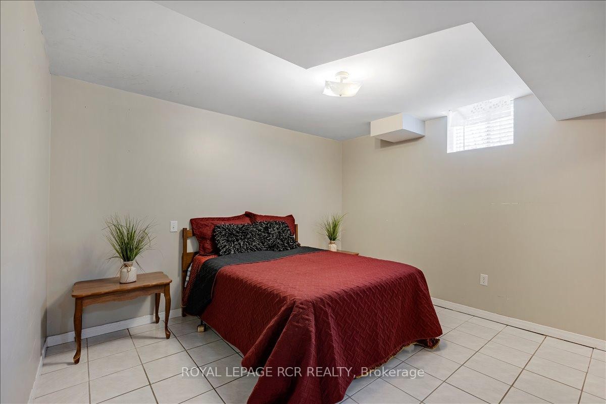









293


Van Kirk

Drive,
Brampton,




ON
L7A 1M3

