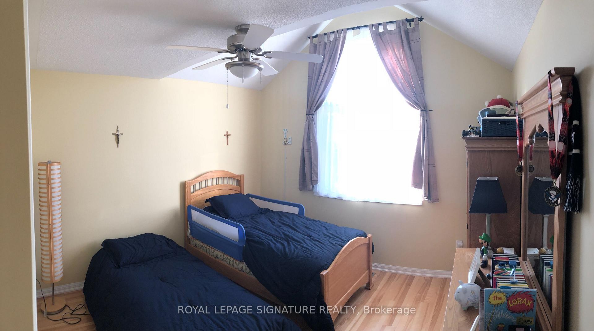









212


Chilcott

Crescent,
Newmarket,




ON
L3X 3G6

