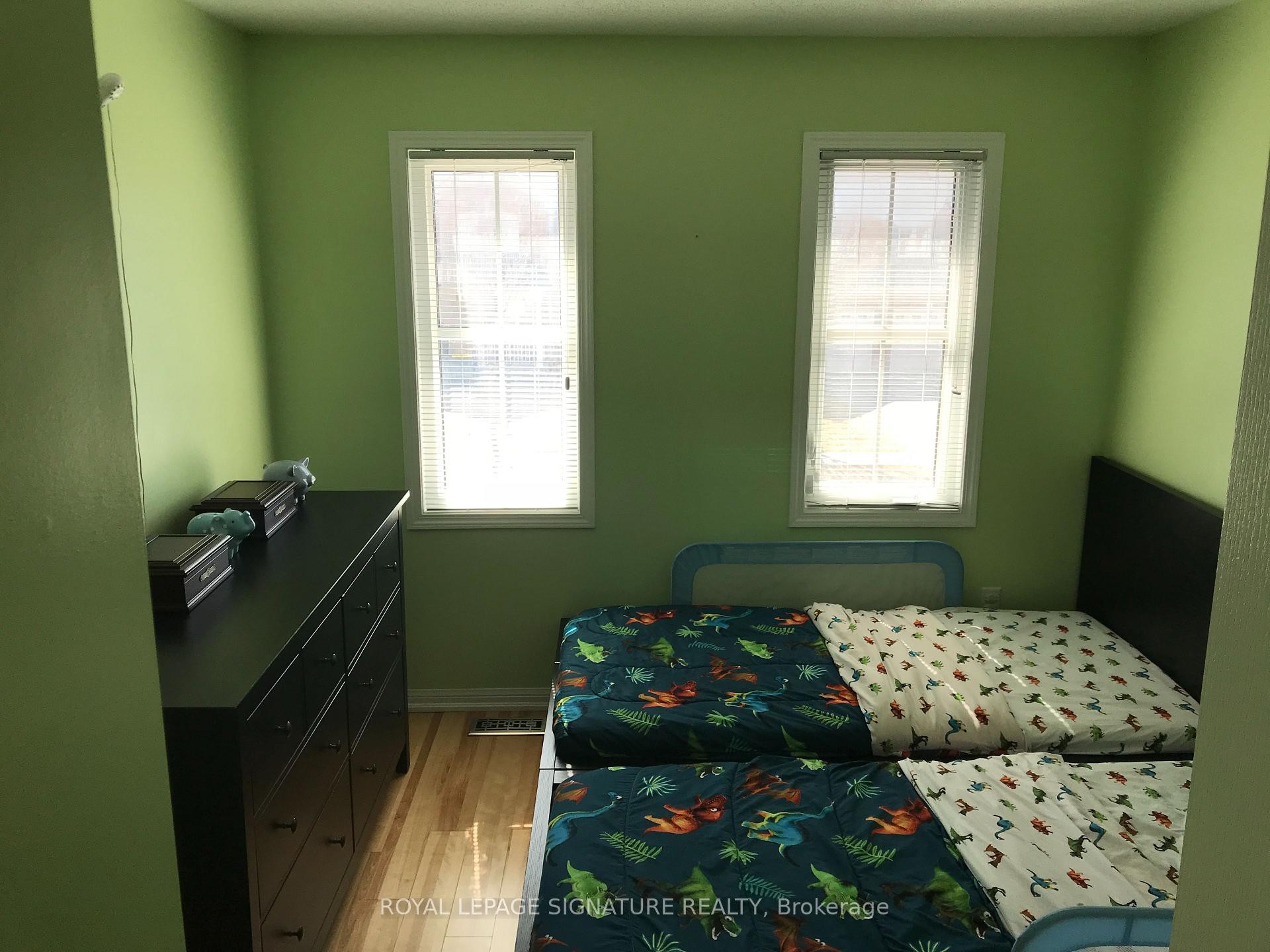 









212


Chilcott

Crescent,
Newmarket,




ON
L3X 3G6

