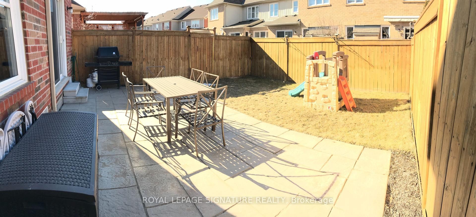 









212


Chilcott

Crescent,
Newmarket,




ON
L3X 3G6

