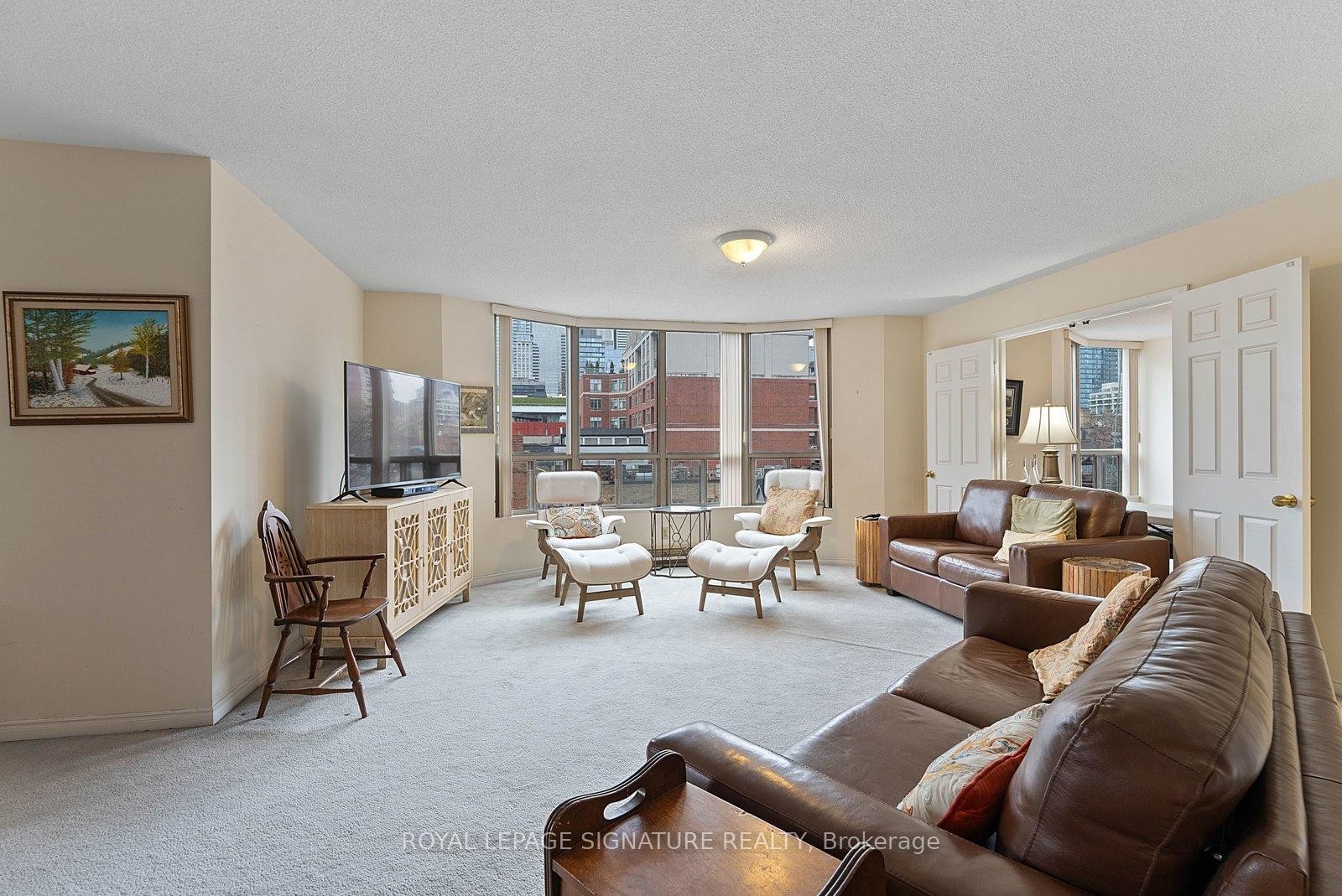 









25


George

Street, 503,
Toronto,




ON
M5A 4L8

