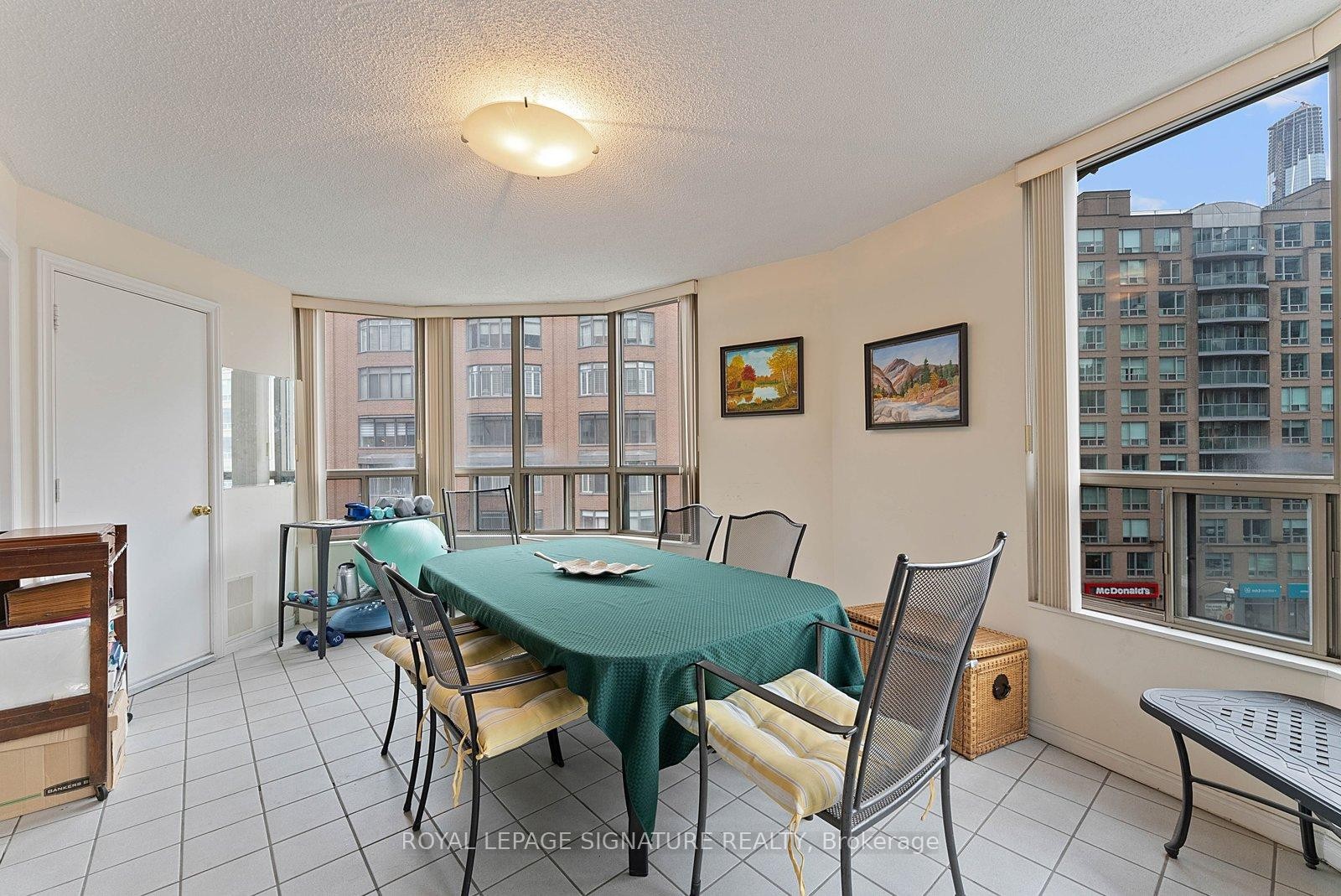 









25


George

Street, 503,
Toronto,




ON
M5A 4L8

