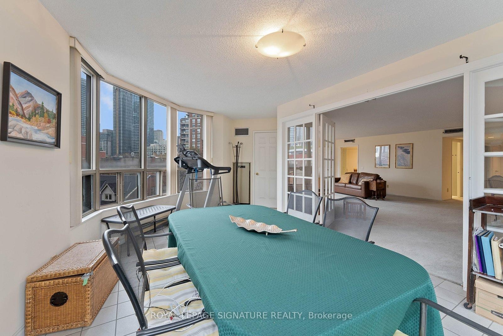 









25


George

Street, 503,
Toronto,




ON
M5A 4L8

