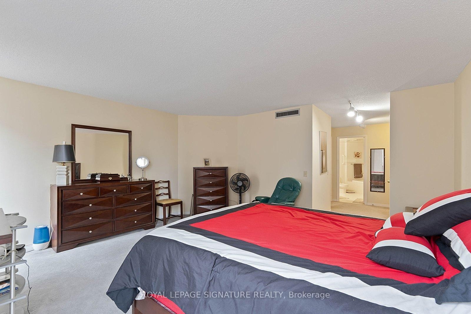 









25


George

Street, 503,
Toronto,




ON
M5A 4L8

