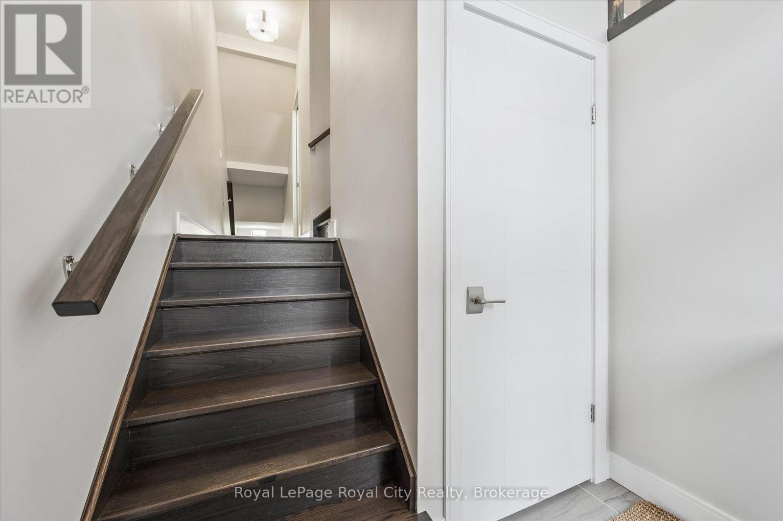 












25 - 60 ARKELL ROAD

,
Guelph (Kortright East),




Ontario
N1L0N7

