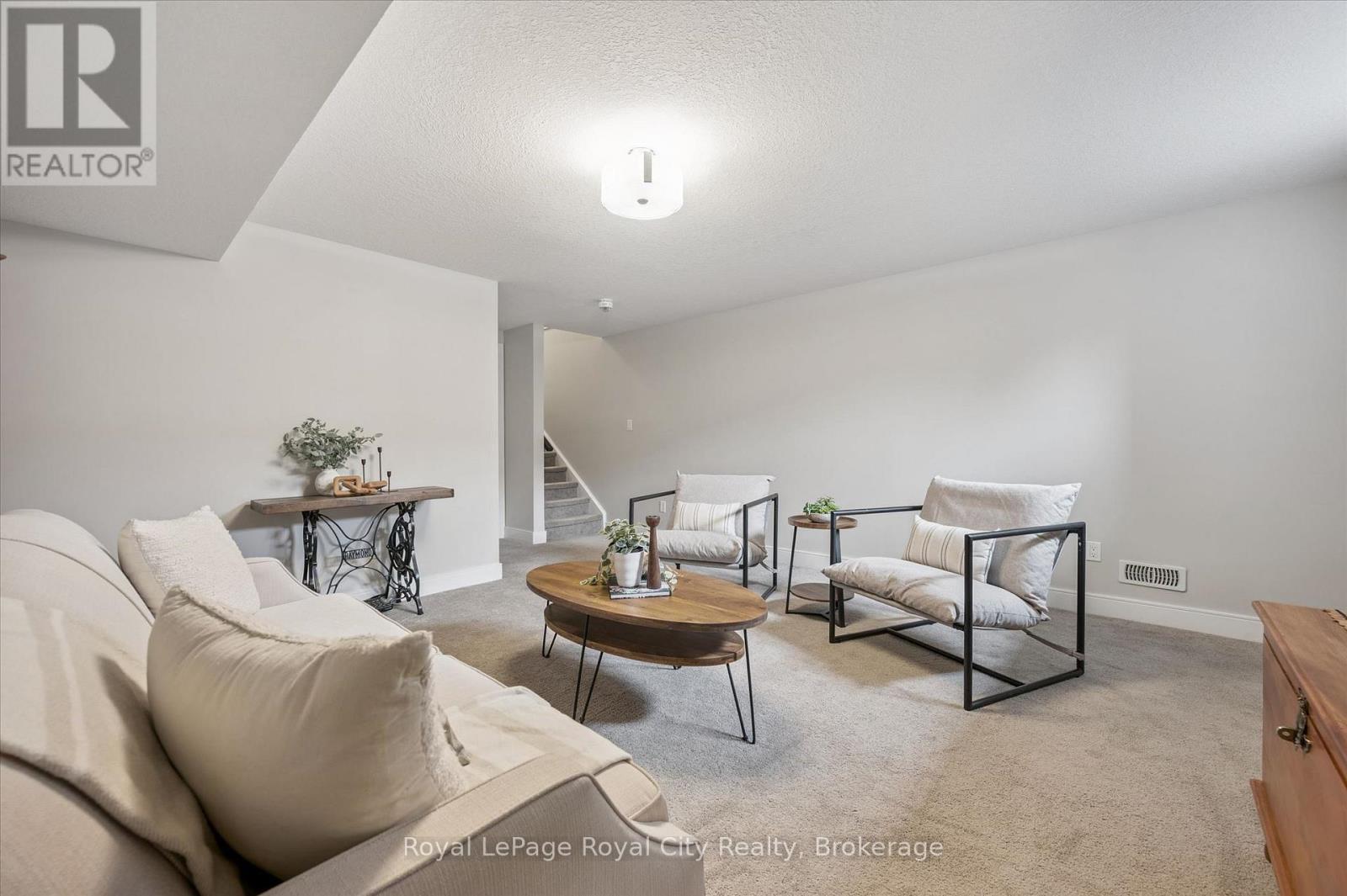 












25 - 60 ARKELL ROAD

,
Guelph (Kortright East),




Ontario
N1L0N7

