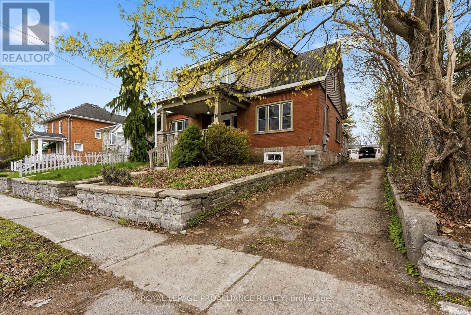












14 ISABEL STREET

,
Belleville (Belleville Ward),




Ontario
K8P3N3

