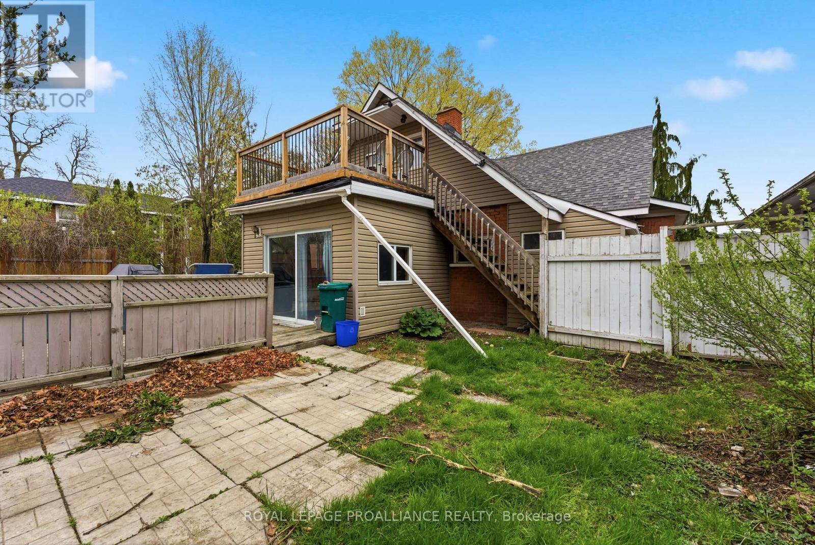 












14 ISABEL STREET

,
Belleville (Belleville Ward),




Ontario
K8P3N3


