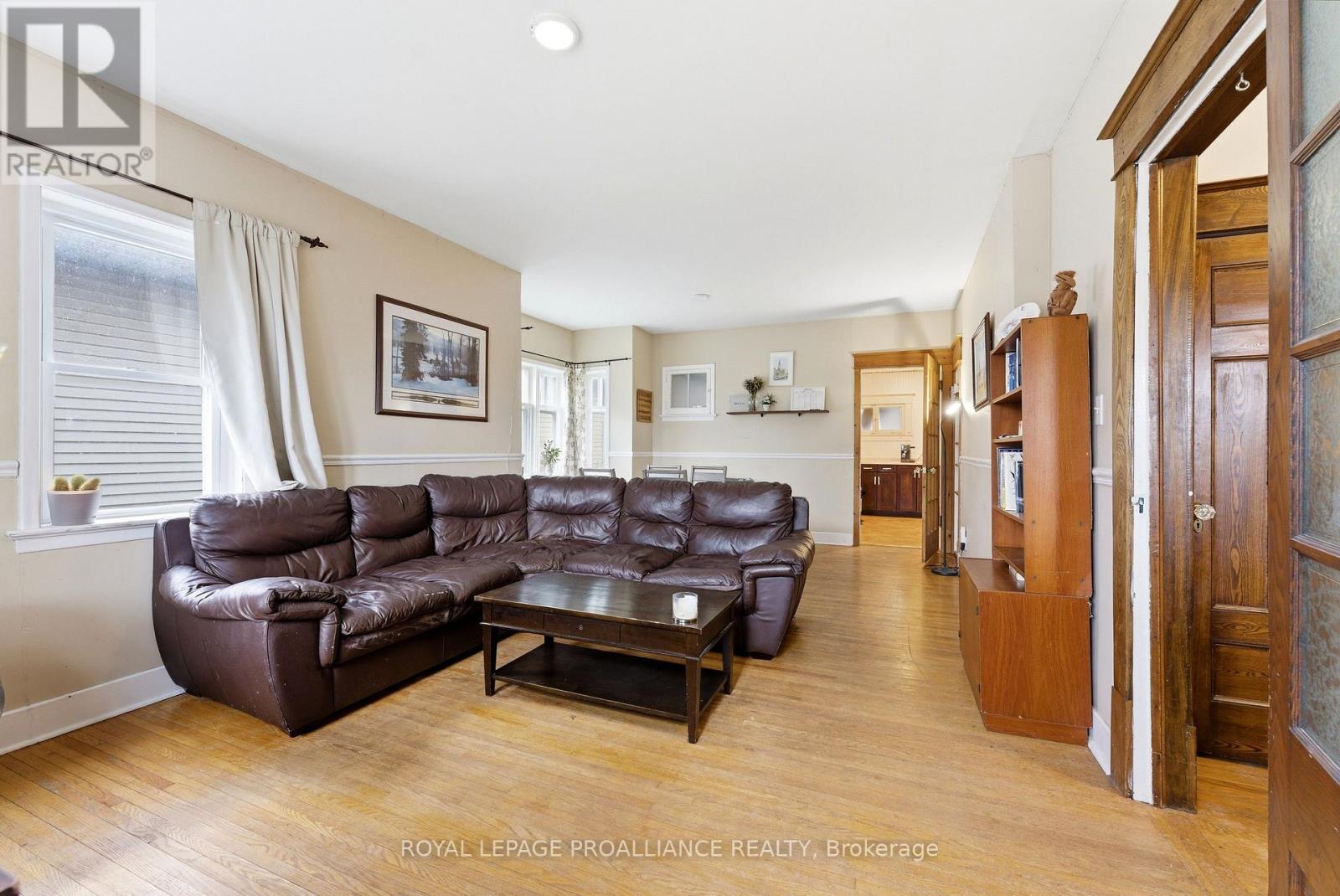 












14 ISABEL STREET

,
Belleville (Belleville Ward),




Ontario
K8P3N3

