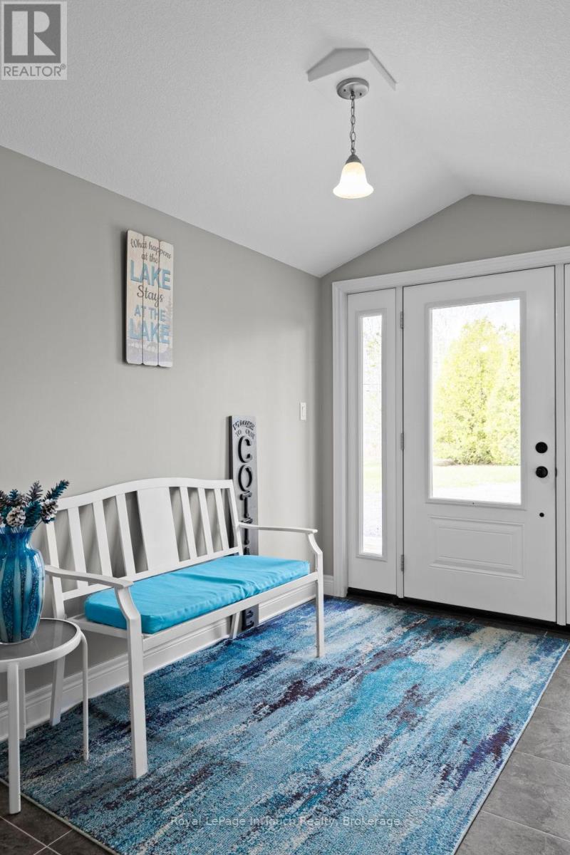 












110 LONE PINE ROAD

,
Georgian Bay (Baxter),




Ontario
L0K1S0

