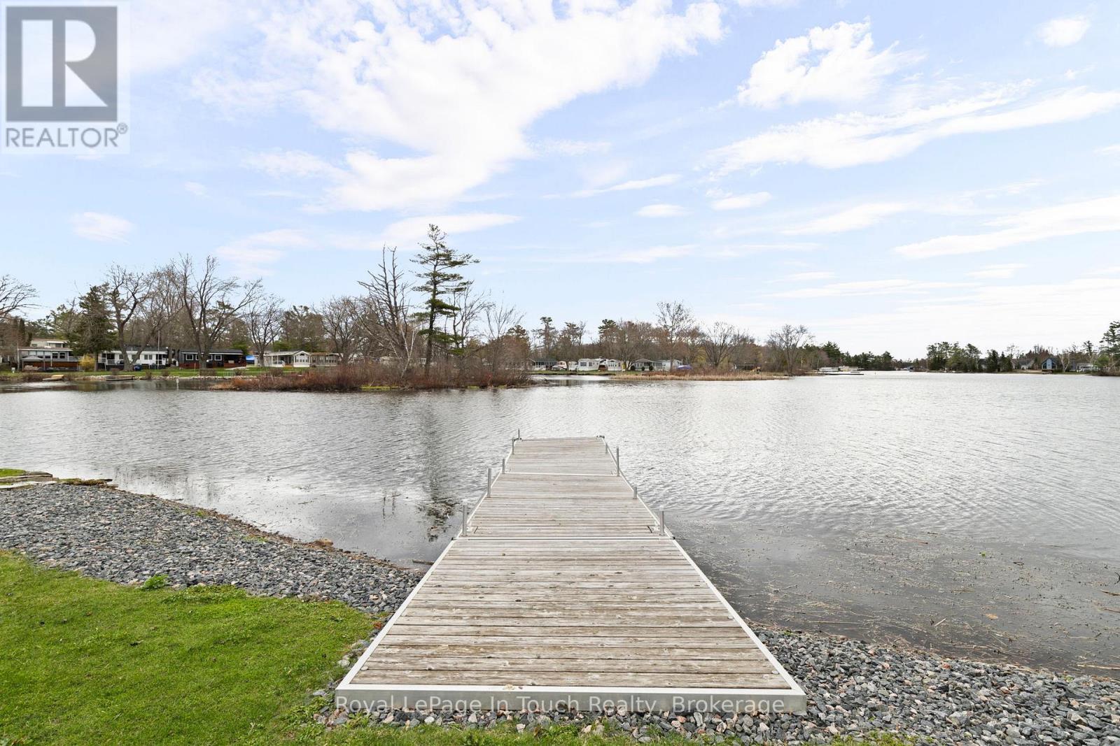












110 LONE PINE ROAD

,
Georgian Bay (Baxter),




Ontario
L0K1S0


