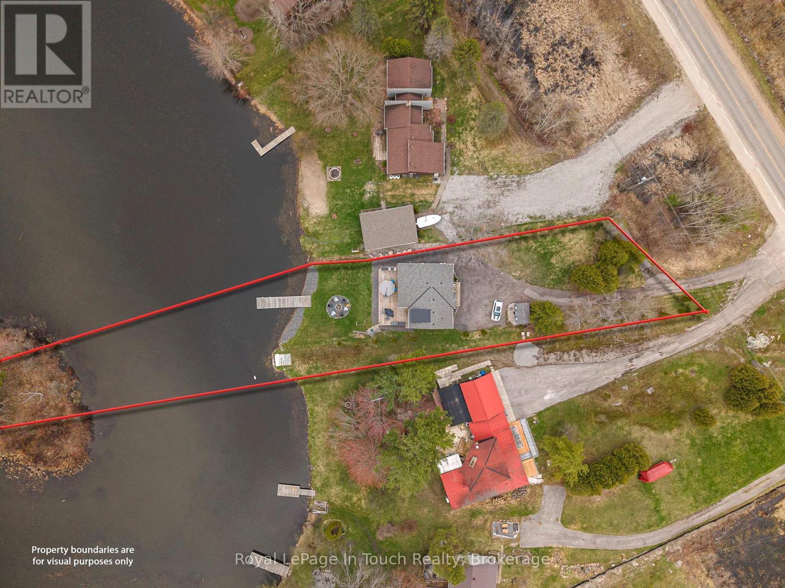












110 LONE PINE ROAD

,
Georgian Bay (Baxter),




Ontario
L0K1S0

