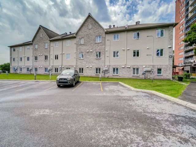 









184


Boul. de la Cité-des-Jeunes

, 3,
Gatineau (Hull),




QC
J8Y6L9

