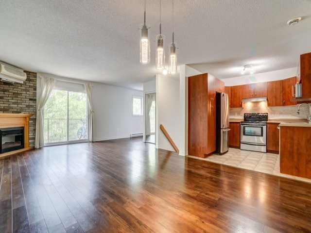 









184


Boul. de la Cité-des-Jeunes

, 3,
Gatineau (Hull),




QC
J8Y6L9

