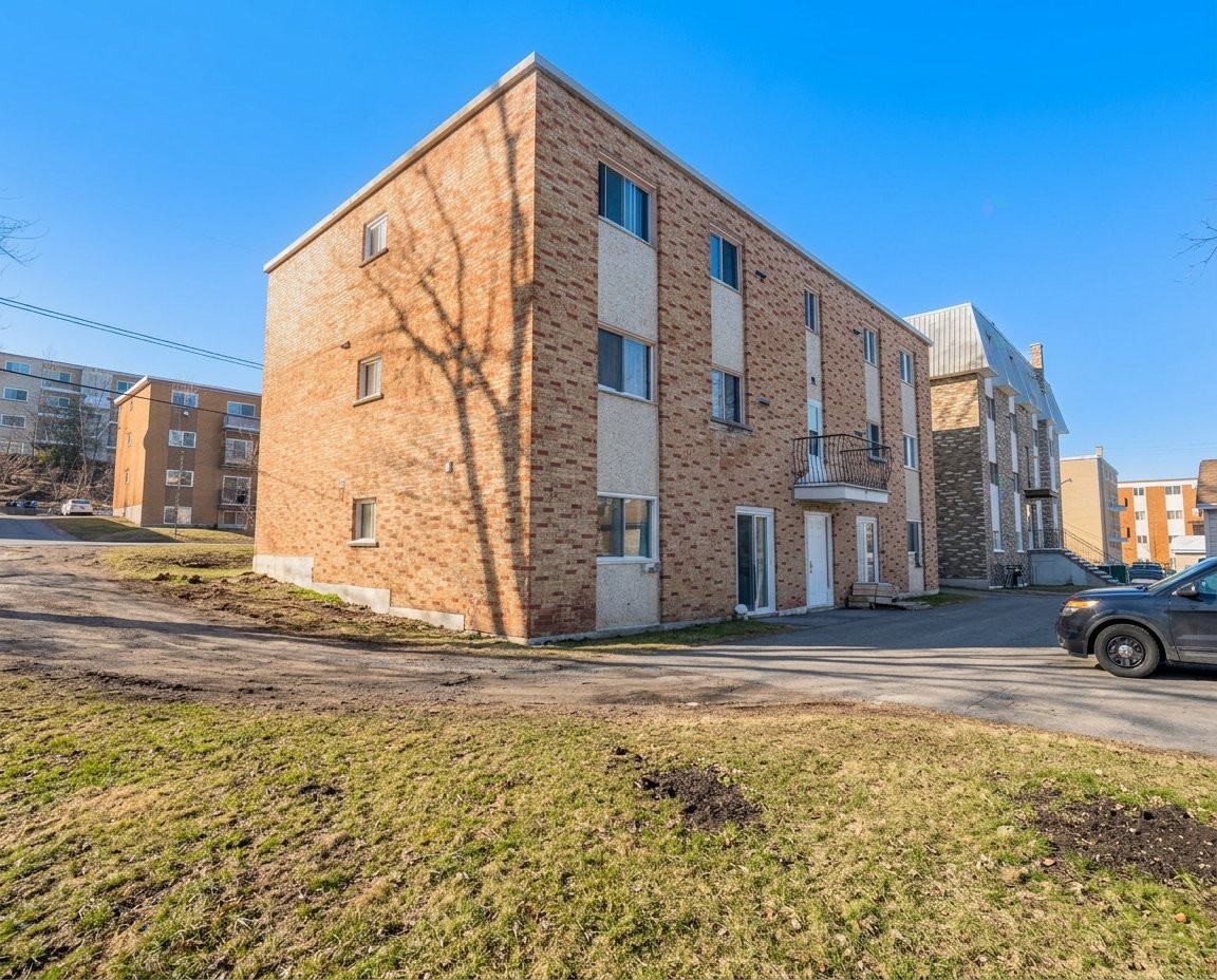 









1630


Rue Adélard-Collette

,
Sherbrooke (Les Nations),




QC
J1H4V8

