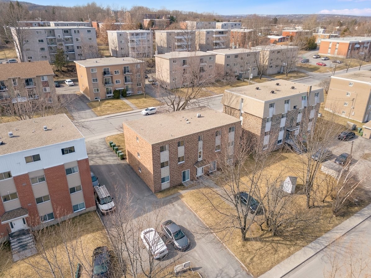 









1630


Rue Adélard-Collette

,
Sherbrooke (Les Nations),




QC
J1H4V8

