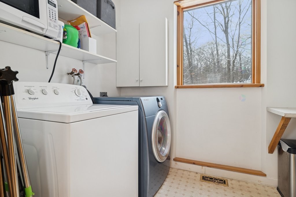 









3


Rue d'Ovesta

,
Cantley,




QC
J8V3B2

