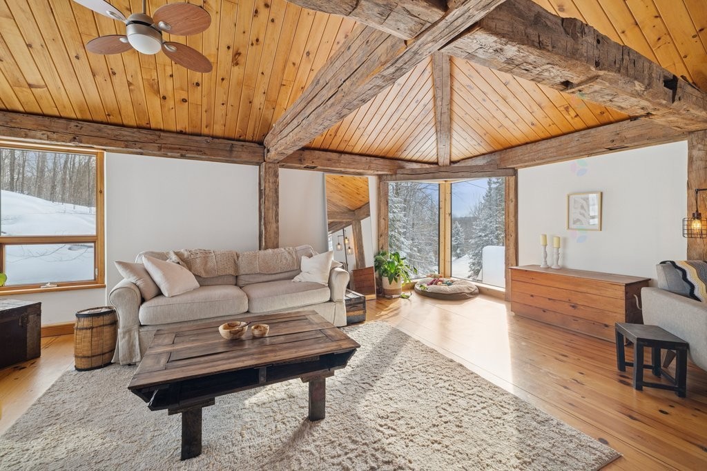 









3


Rue d'Ovesta

,
Cantley,




QC
J8V3B2

