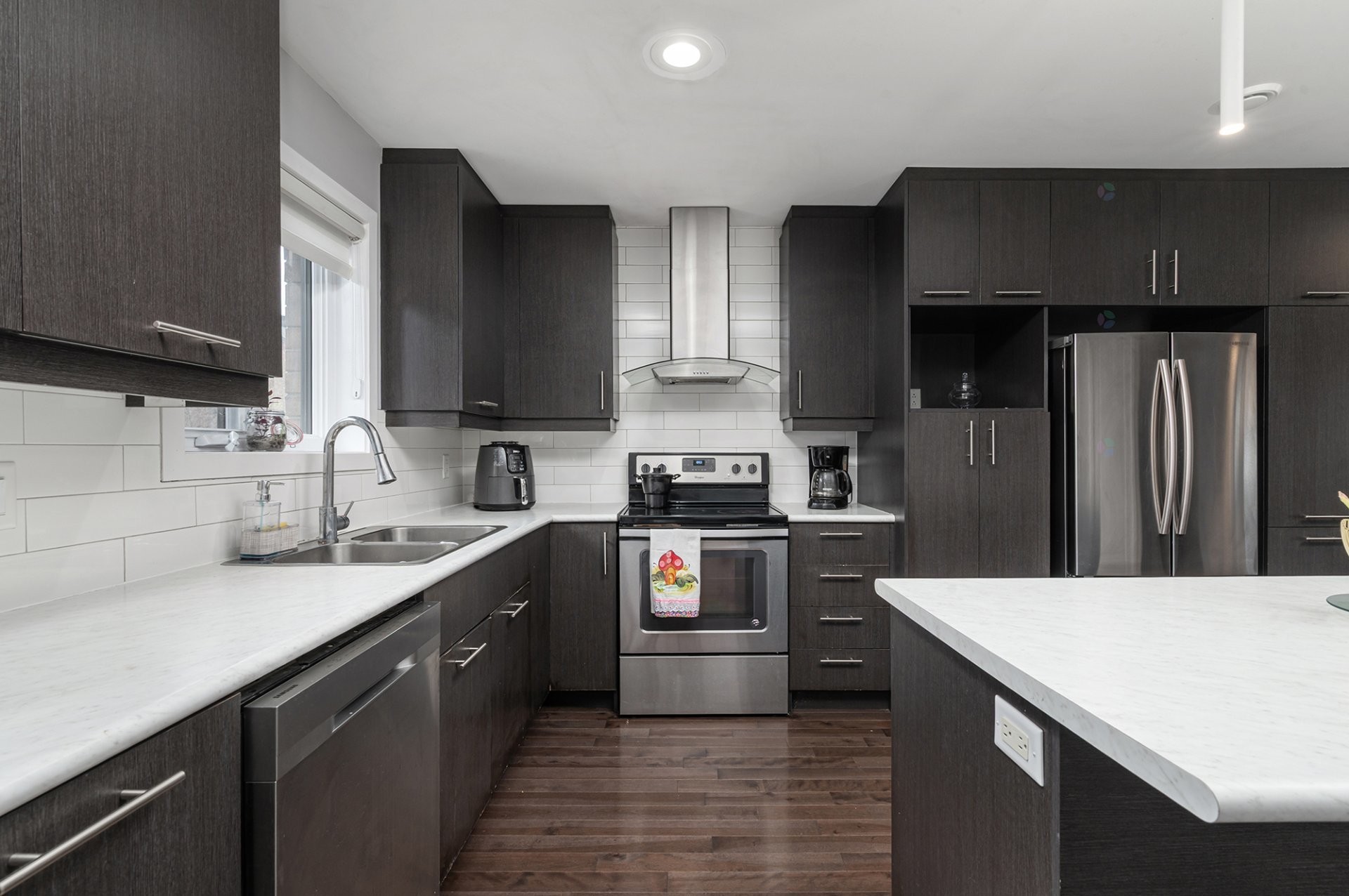 









273


Rue du Grenadier

,
Saint-Constant,




QC
J5A0L1


