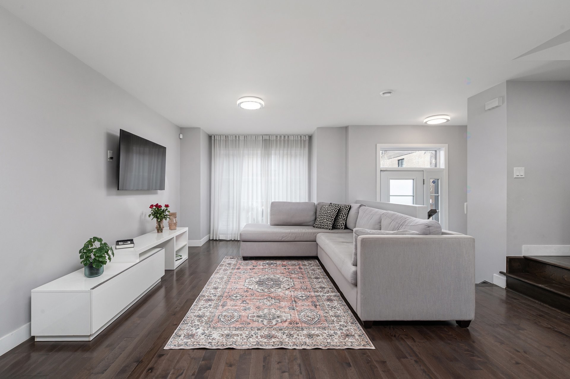 









273


Rue du Grenadier

,
Saint-Constant,




QC
J5A0L1

