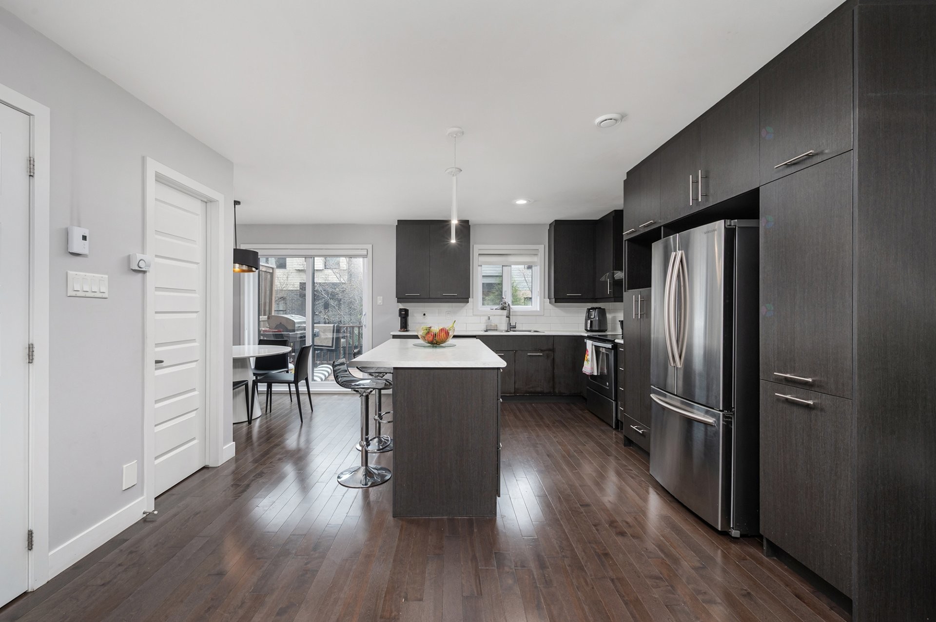 









273


Rue du Grenadier

,
Saint-Constant,




QC
J5A0L1

