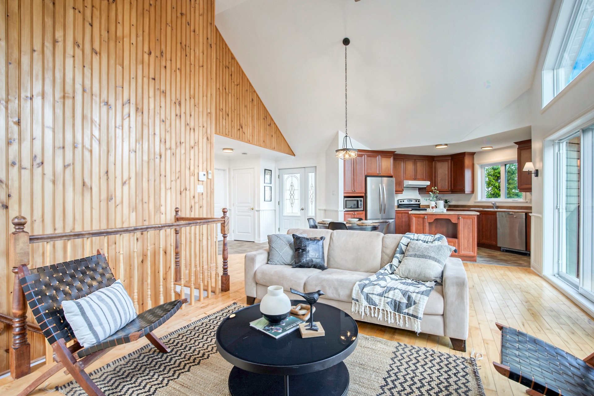 









120


Ch. Thibault

,
Sutton,




QC
J0E2K0

