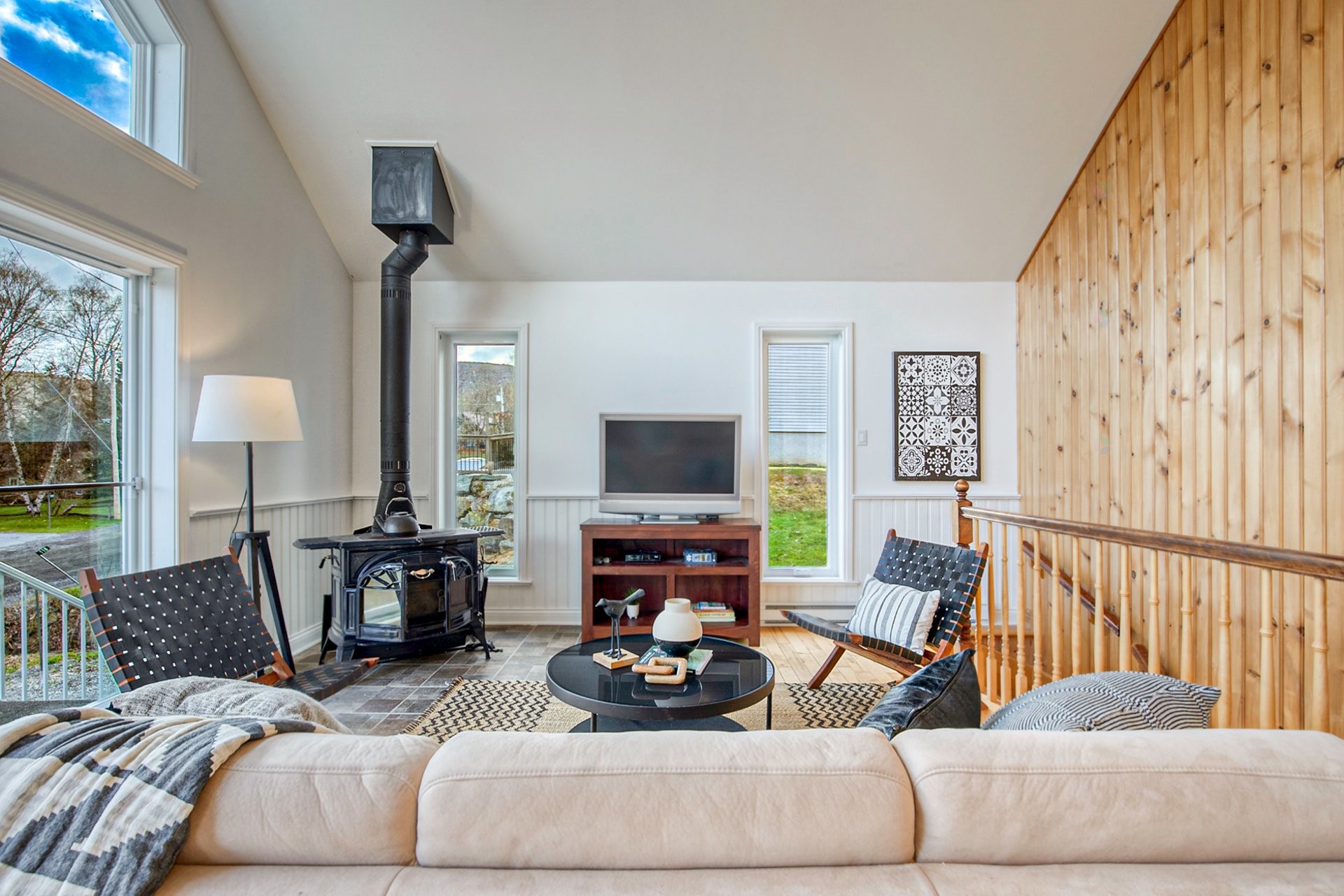 









120


Ch. Thibault

,
Sutton,




QC
J0E2K0

